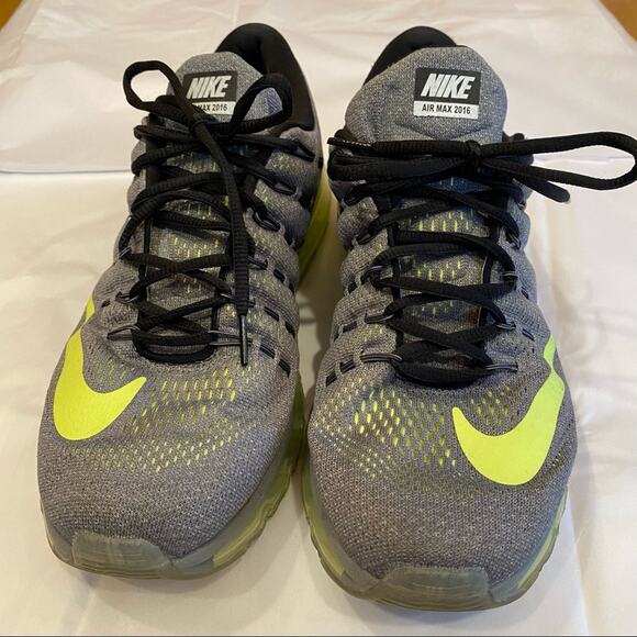 Nike Air Max Sneakers Mens Size 9.5 Running Shoes 2016 low top 806771 017 Volt - Picture 4 of 9